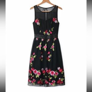 VENUS Black Dress with Floral Embroidery S 6